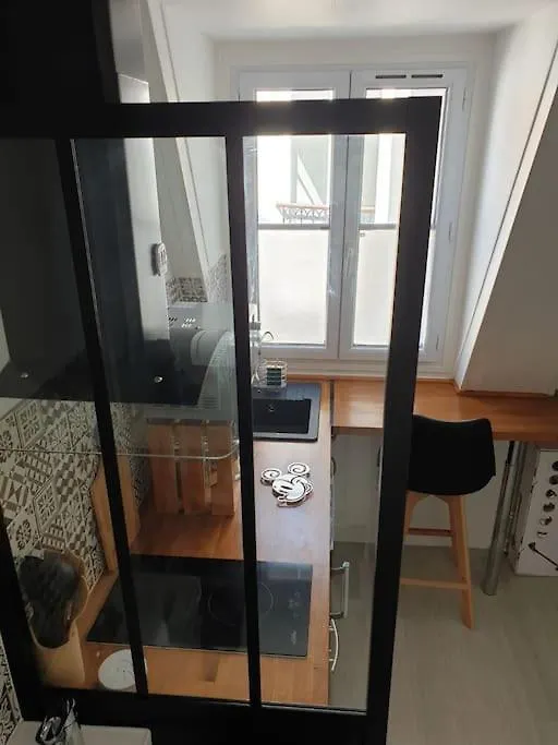 Studio Cosy - Place Des Ternes Paris 0*,  France